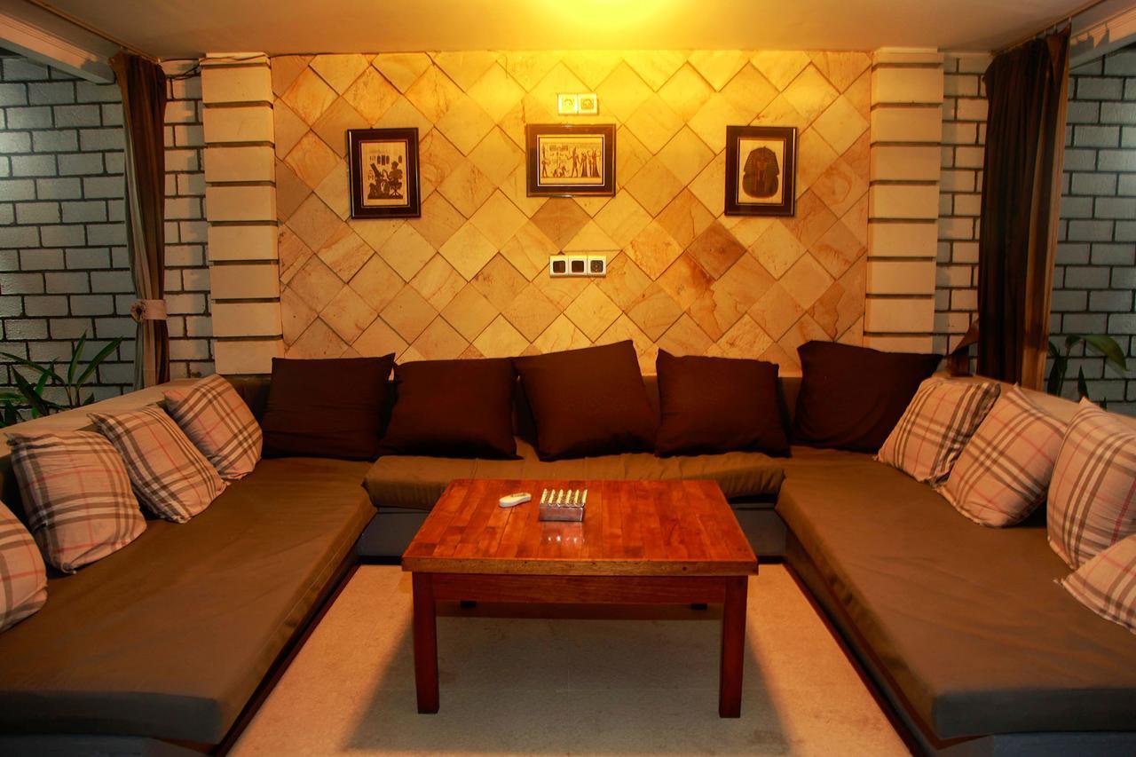 Villa Rumah Putih Abu Abu Senggigi Luaran gambar